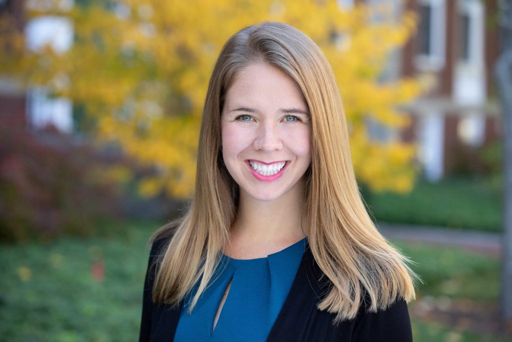 Becca Carnahan headshot.
